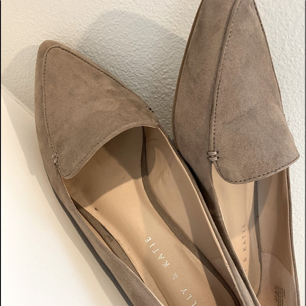 Nude Kelly & Katie Slip on